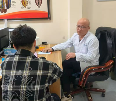 阜阳市|男科医师高朋磊：守护男性健康，专业男科诊疗
